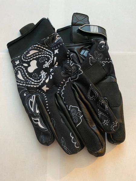 Black & White Bandanna Print Riding Gloves